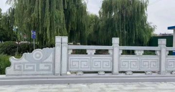 六盘水 芝麻灰桥栏杆、河道栏杆安装效果