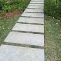 六盘水 芝麻黑小区踏步、汀步石铺装效果