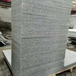 六盘水 花岗岩 地铺成品300*600，尺寸标准、厚薄均匀